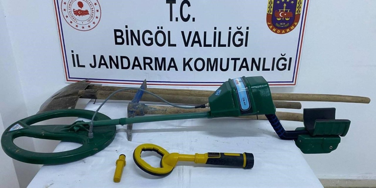 Bingöl’de kaçak kazı yapan 2 kişi yakalandı