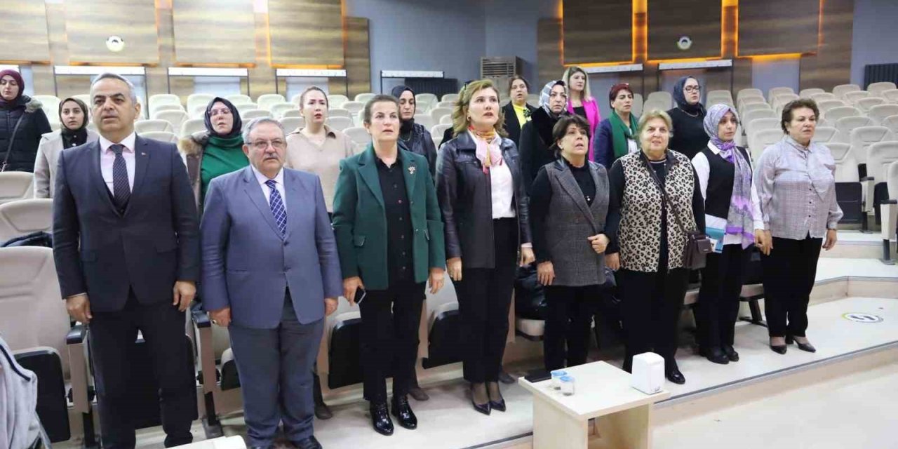 Elazığ’da ‘Özel Çocuklara Sahip Ailelerin Karşılaştığı Sorunlar ve Yasal Hakları” paneli düzenlendi