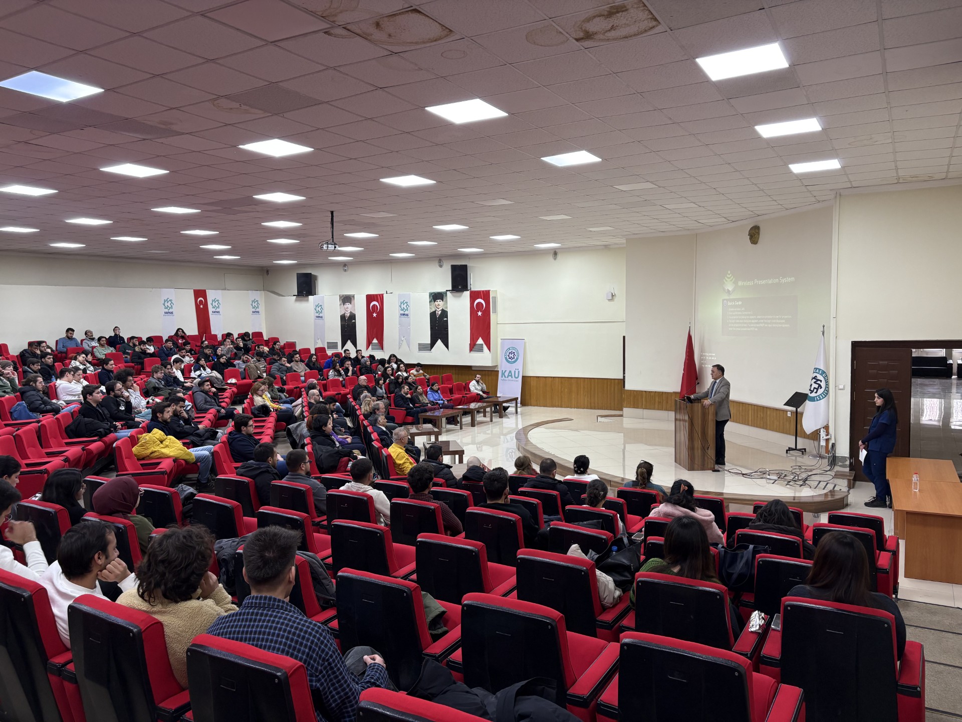 KAÜ’den öğrenci ve öğretim elemanlarına seminer