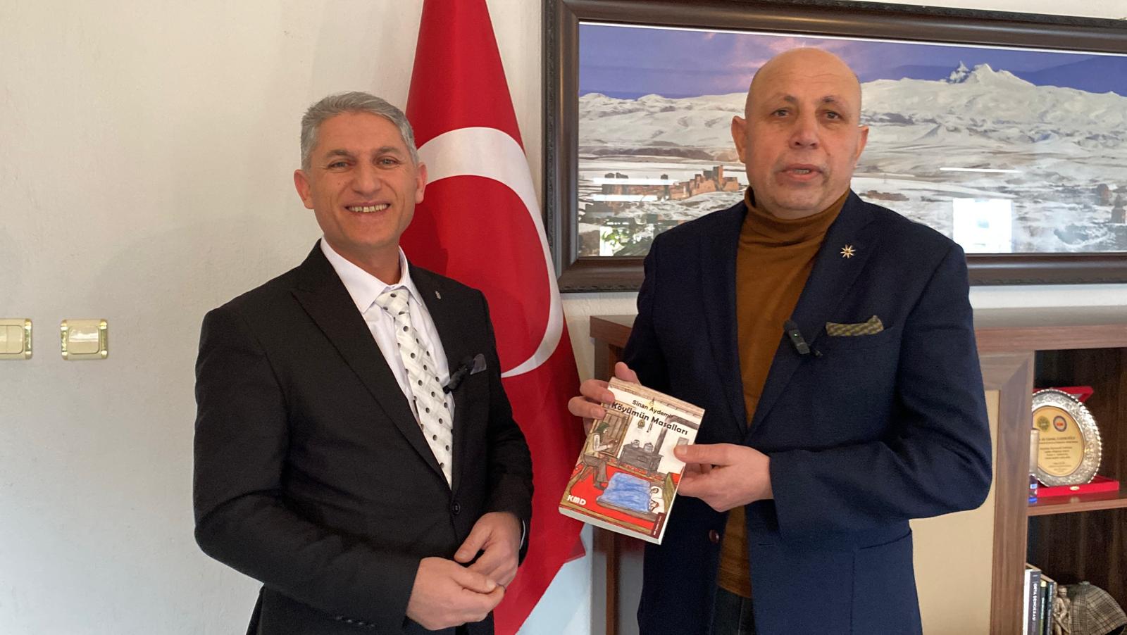 Karslı Yazar Sinan Aydemir’in “Köyümün Masalları” kitabı çıktı