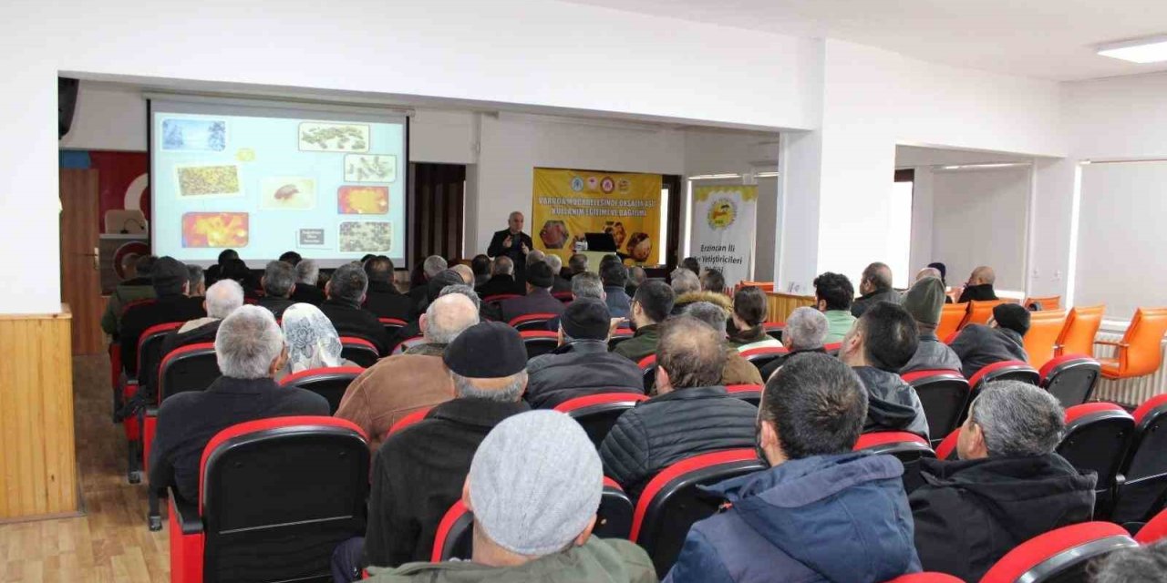 Erzincan’da varroa ile mücadele eğitimleri başladı