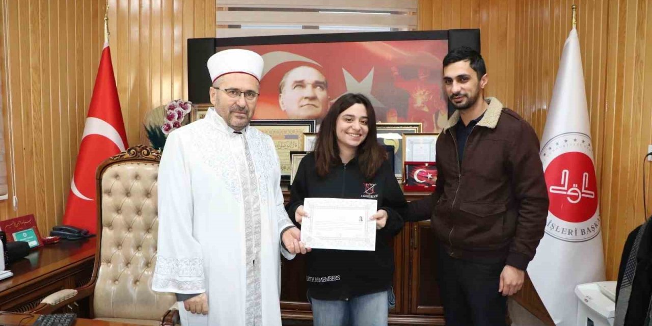 İtalyan Martina, Elazığ’da İslamiyet’i seçti