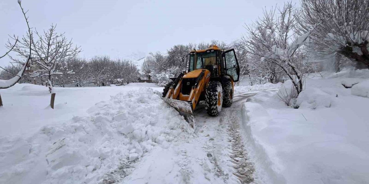 Tunceli’nin Pülümür ilçesinde taşımalı eğitime ara verildi