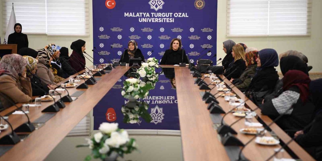 "Yıkımın Ardında Umut ve Dayanışma Söyleşisi" düzenlendi