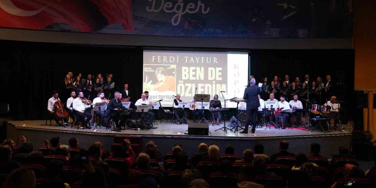 Palandöken Belediyesi Türk Musikisi Topluluğu’ndan kaset şarkıları konseri