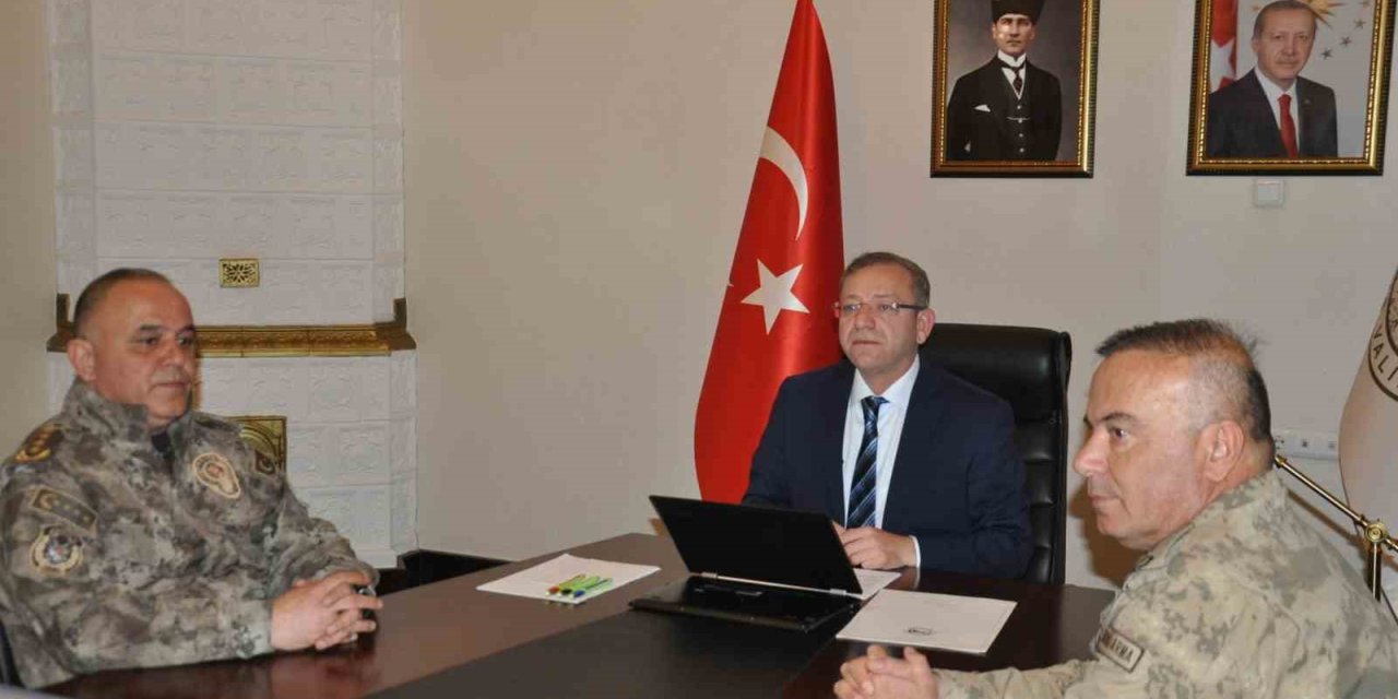 Kars’ta "Asayiş ve güvenlik" toplantısı yapıldı