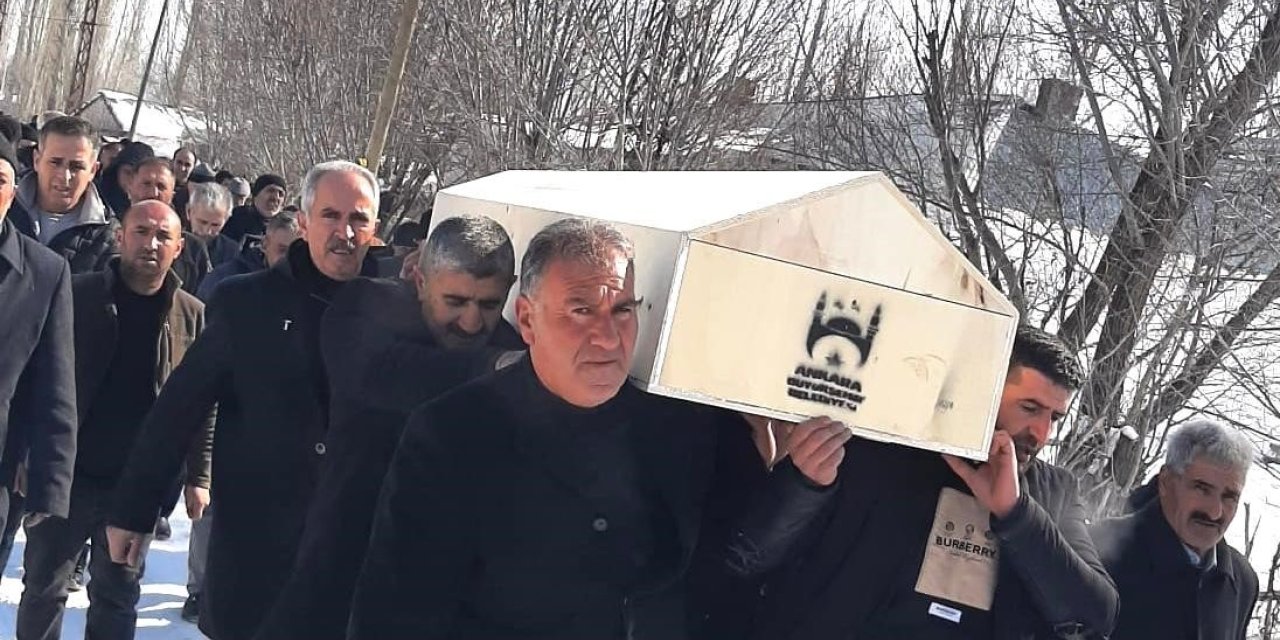 Efendi Güvercin, son yolculuğuna uğurlandı