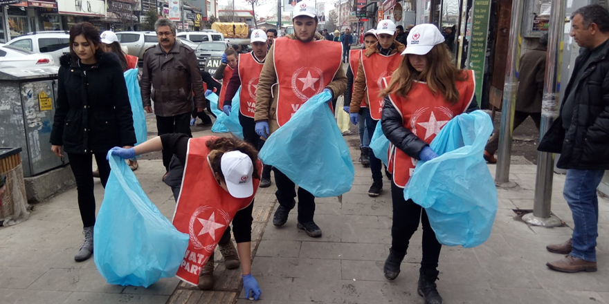 Kars Vatan Partisi’nden temizlik kampanyası!