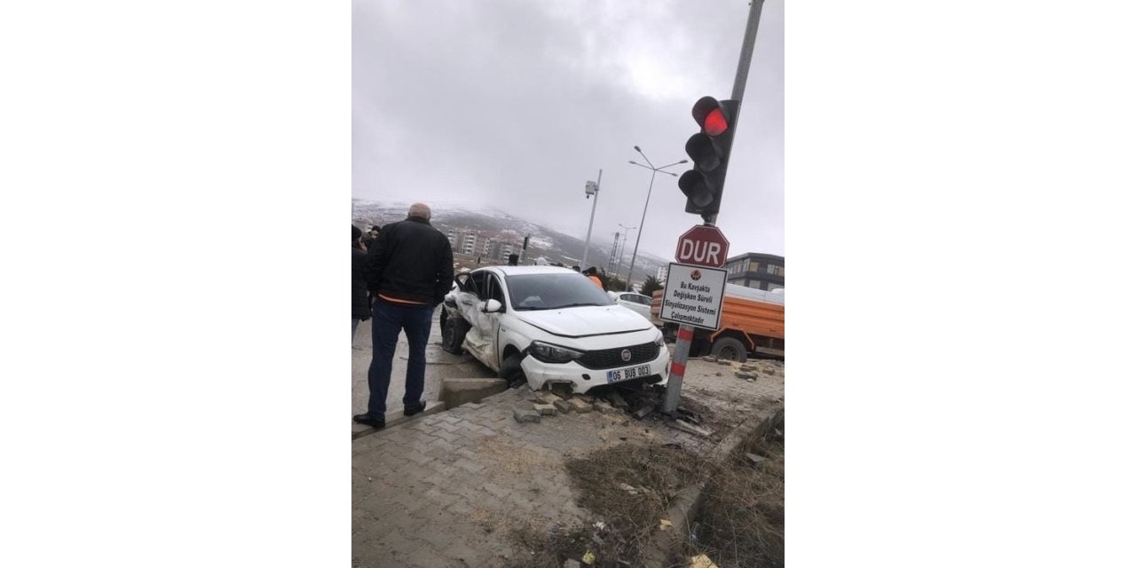 Elazığ’da trafik kazası: 5 yaralı