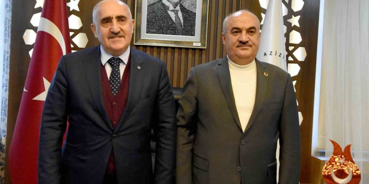 Kent Konseyi’nden Aziziye Belediye Başkanı Akpunar’a nezaket ziyareti