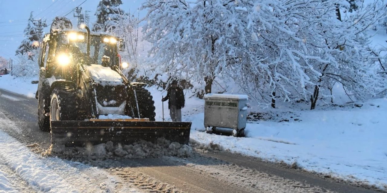 Başkan Geçit, "Tüm ekiplerimizle sahadayız"
