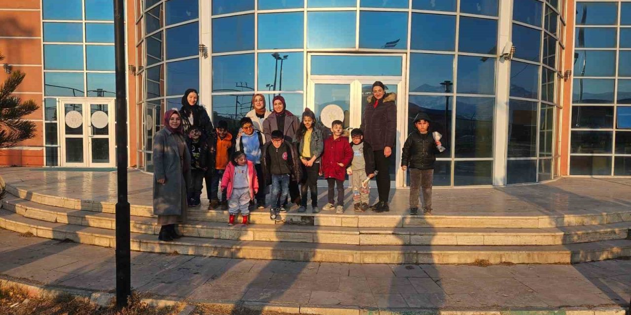 Özel öğrenciler gençlik merkezinde misafir edildi