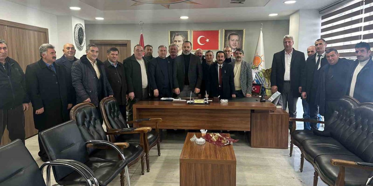 İl Genel Meclis Üyesi ve muhtarlardan İl Başkanına hayırlı olsun ziyareti