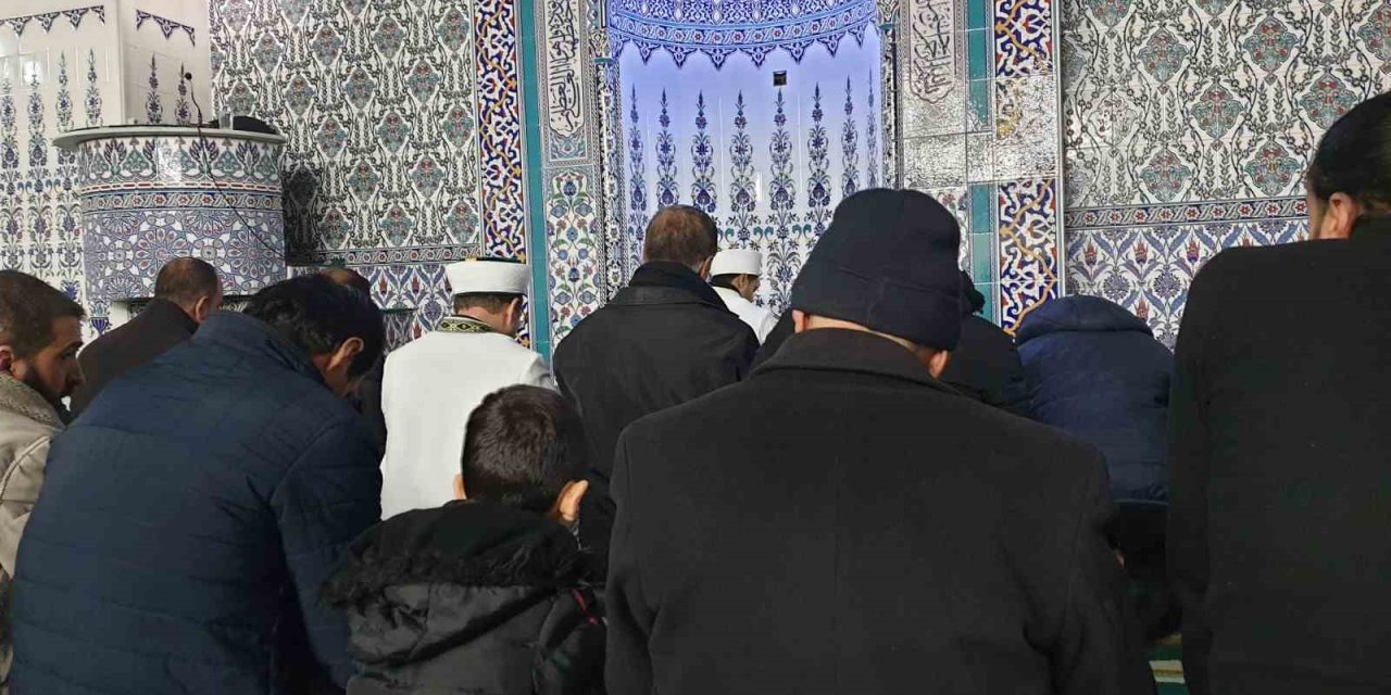 Başkale’de Berat Kandili idrak edildi