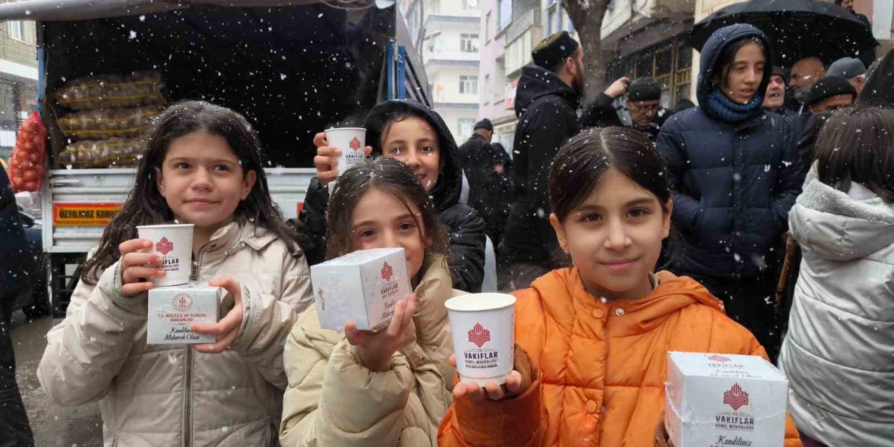Bitlis Vakıflar Bölge Müdürlüğünden 6 ilde Berat Kandili programları