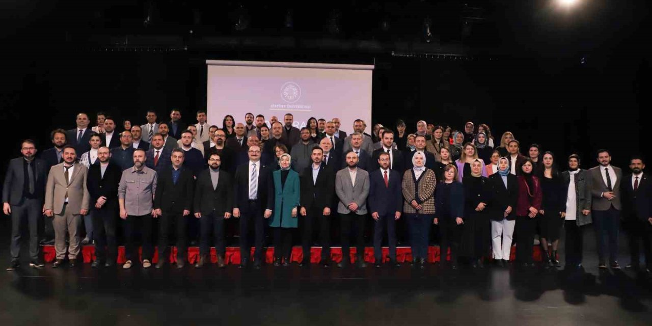 Atatürk Üniversitesi’nde bilimsel teşvik ödülleri sahiplerini buldu