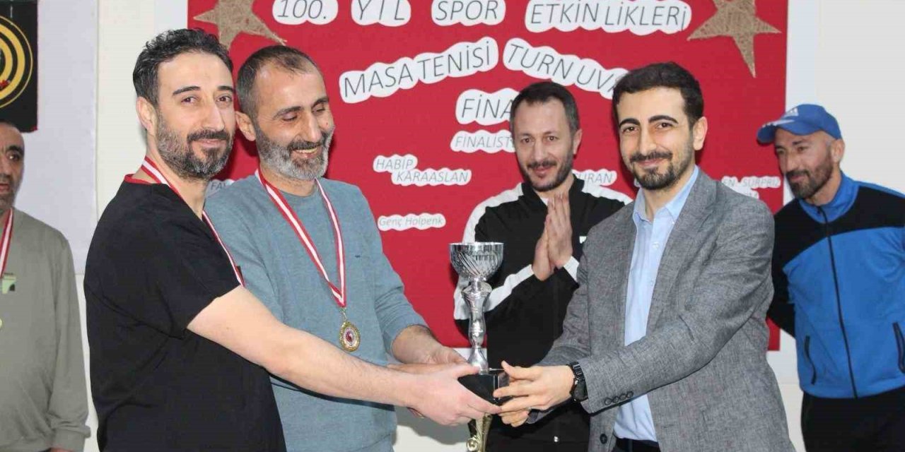 Ruh Sağlığı ve Hastalıkları Hastanesinde hastalara spor terapisi