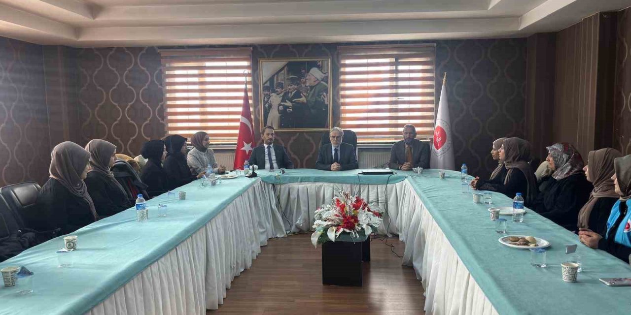 Koruma altındaki çocuklar umreye gidiyor