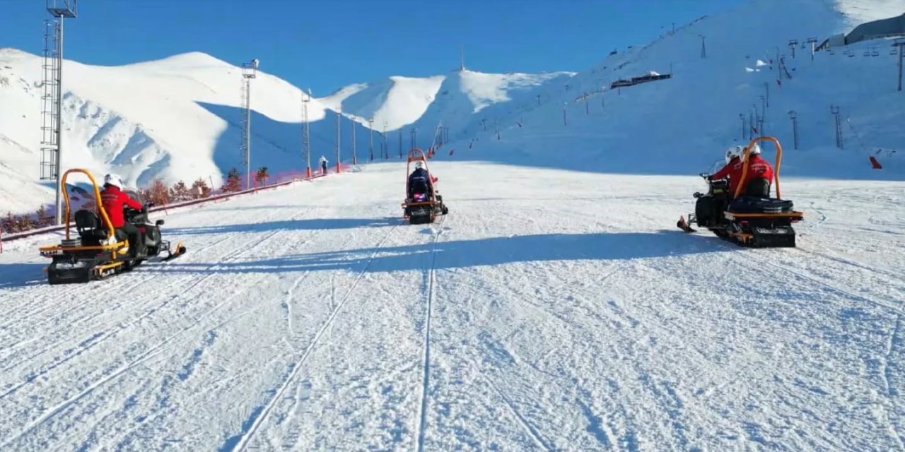 Palandöken’de yasaklı bölgede kayanlara 41 bin 342 TL ceza