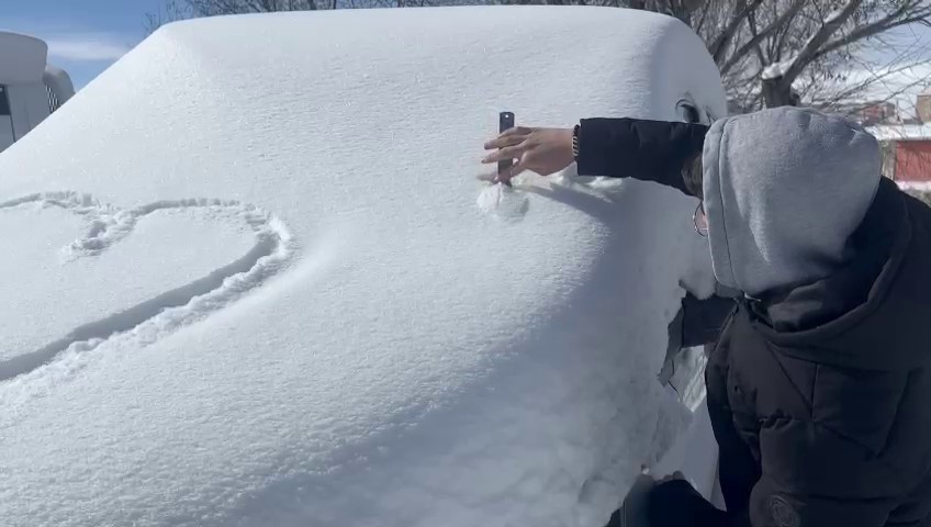 Çıldır’da kar yağışı etkili oldu