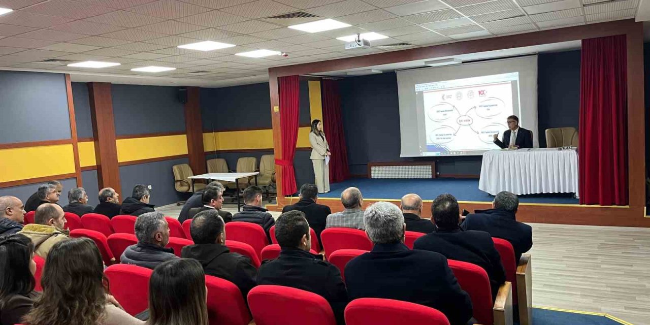 Ağrı’da ’Okulum Beni Bekler’ projesi ile devamsızlık sorunu ele alındı