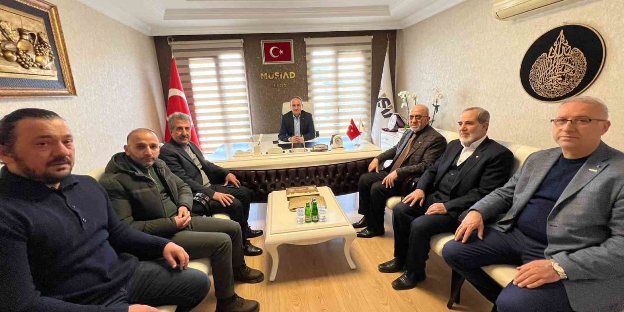 Elazığ Ticaret Borsası Başkanı Dumandağ, Karakaya ve Canpolat ile bir araya geldi