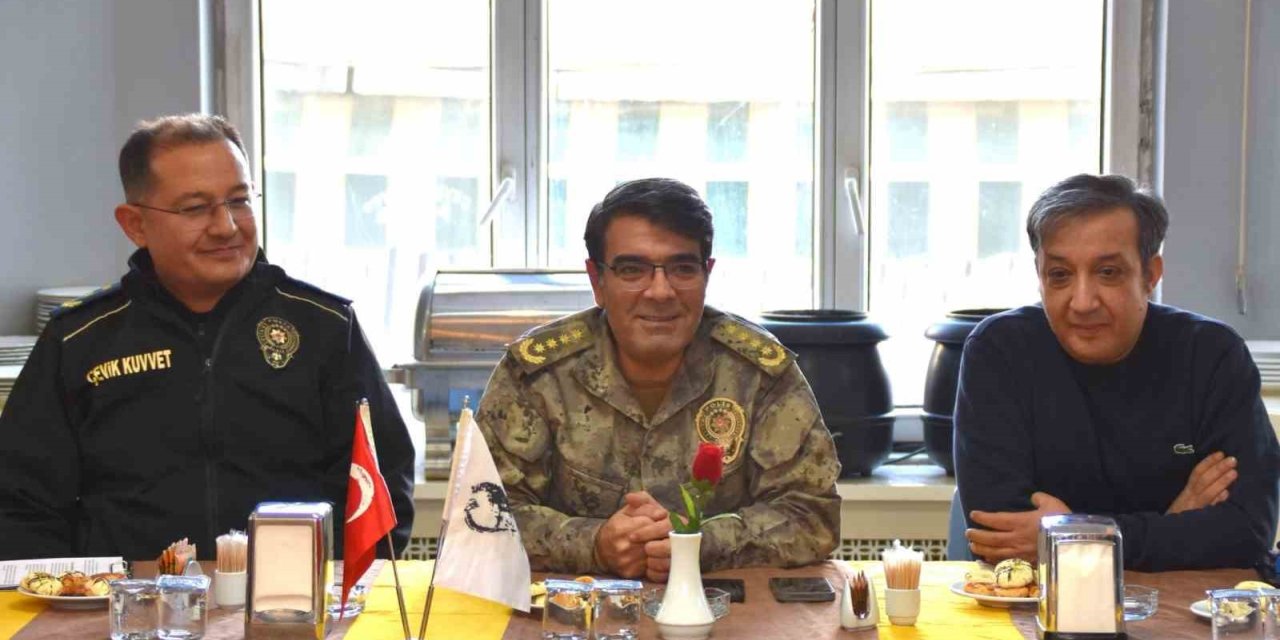 Hakkari’de sporda şiddetin önlenmesine yönelik toplantı düzenlendi