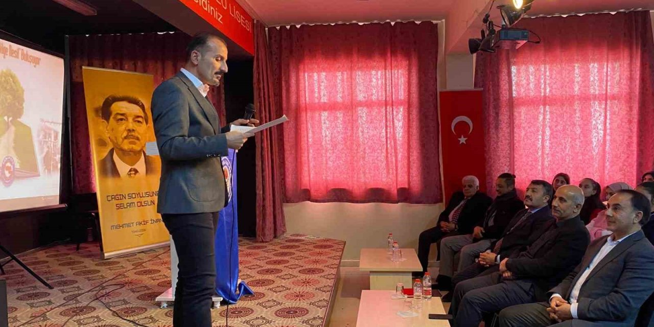 Eleşkirt’te lise öğrencilerine kitap okumanın önemi anlatıldı