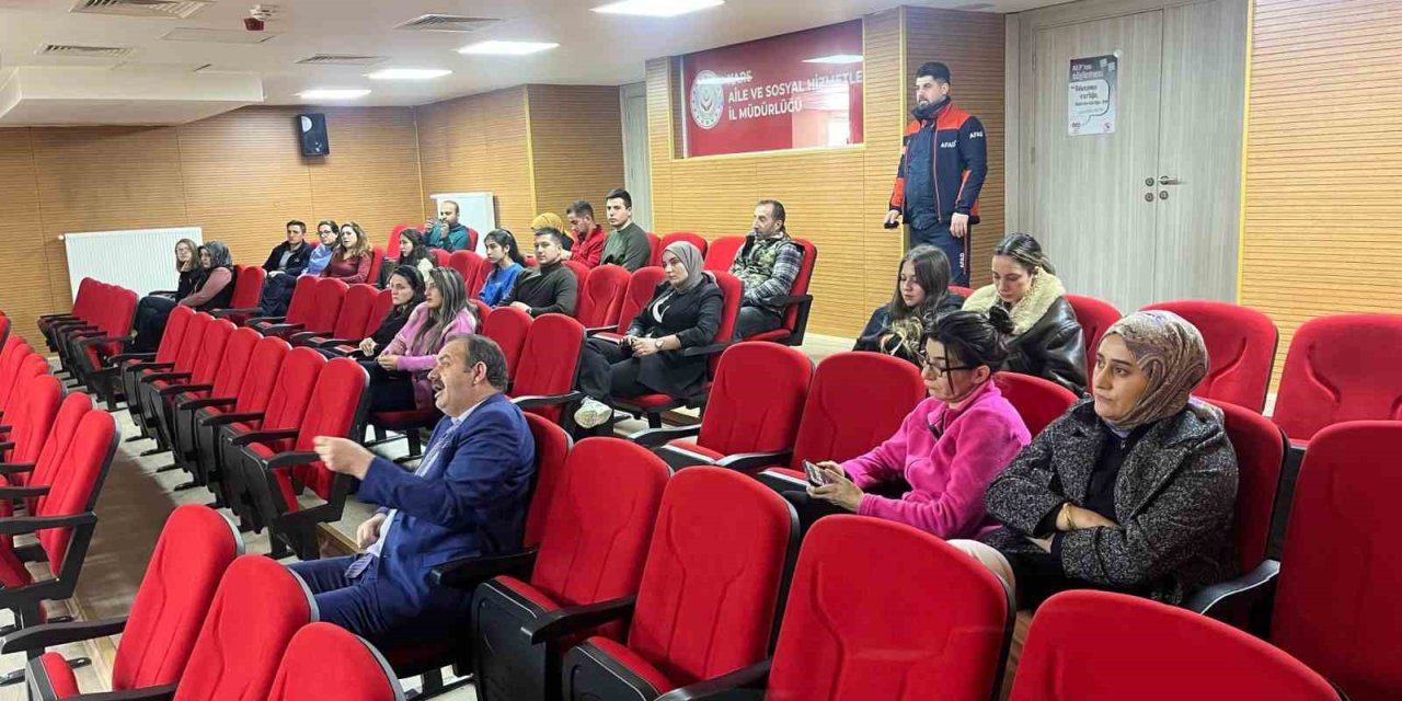 Kars’ta afet farkındalık eğitimi ve deprem anı tatbikatı gerçekleştirildi