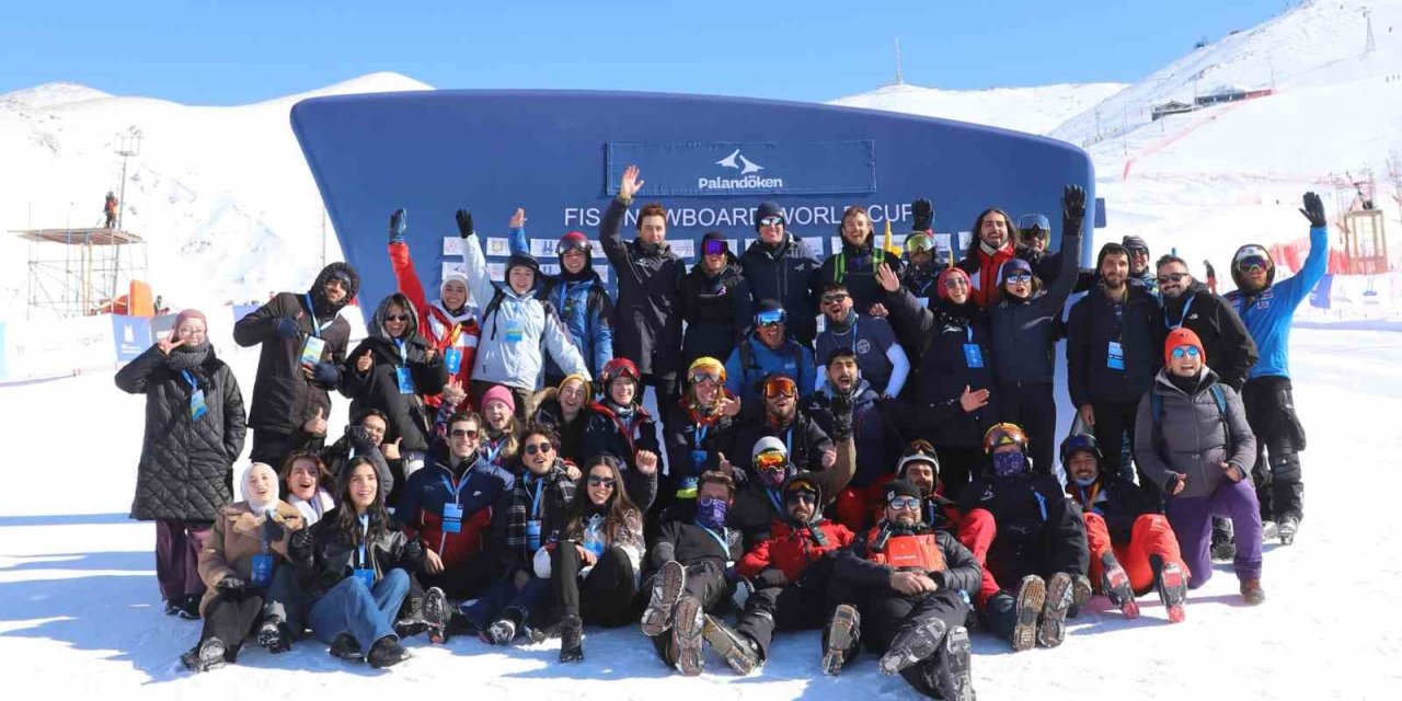 FIS Dünya Snowboard Kupası Erzurum’da tamamlandı
