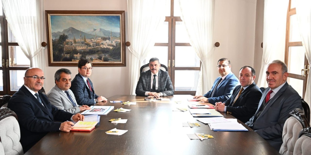 Erzurum’da eğitim altyapısının güçlendirilmesi masaya yatırıldı