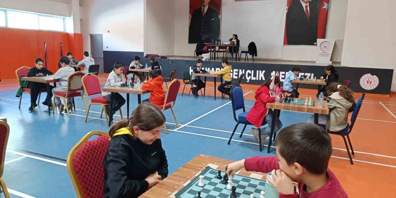 Hakkari’de Satranç İl Şampiyonası heyecanı