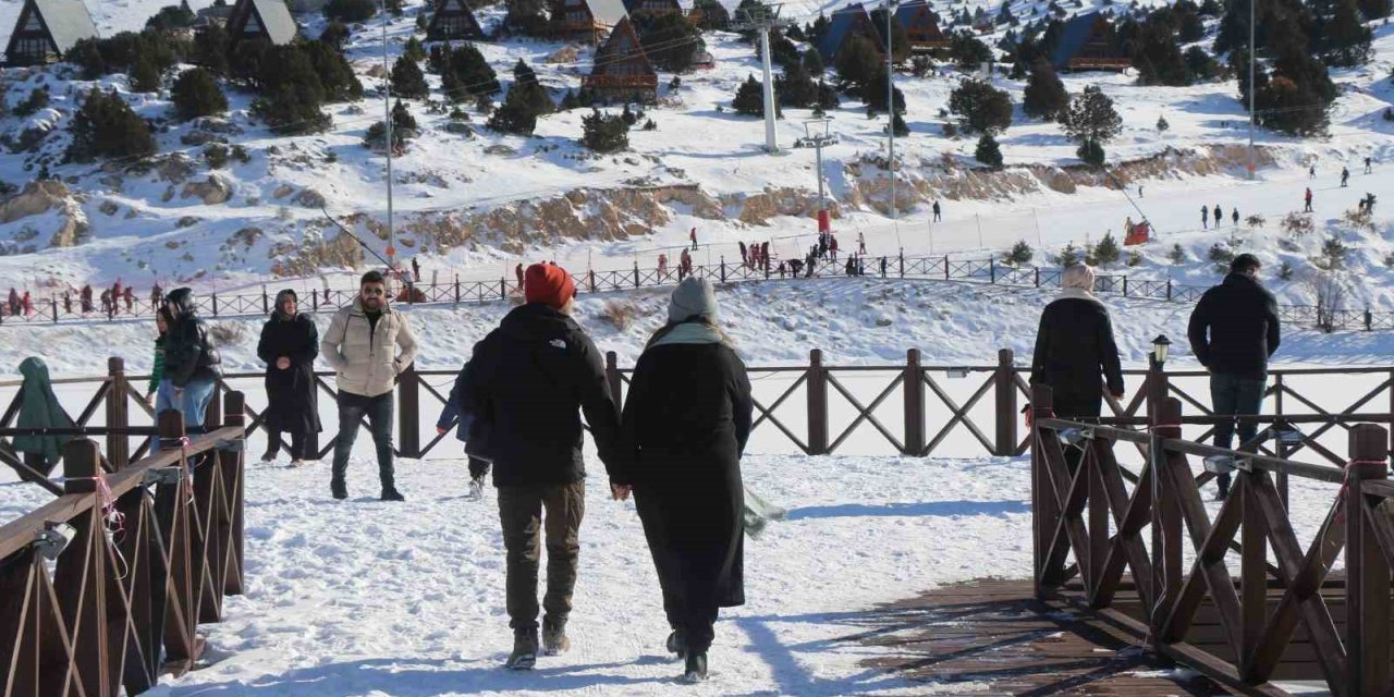 Erzincan’da merkez ısındı ilçelerde soğuk hava etkisini sürdürüyor