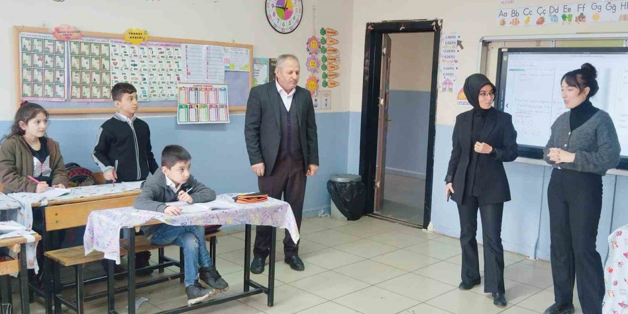 İlçe  Milli Eğitim Müdürü Zeynep Oğuz Çam’dan okul ziyaretleri