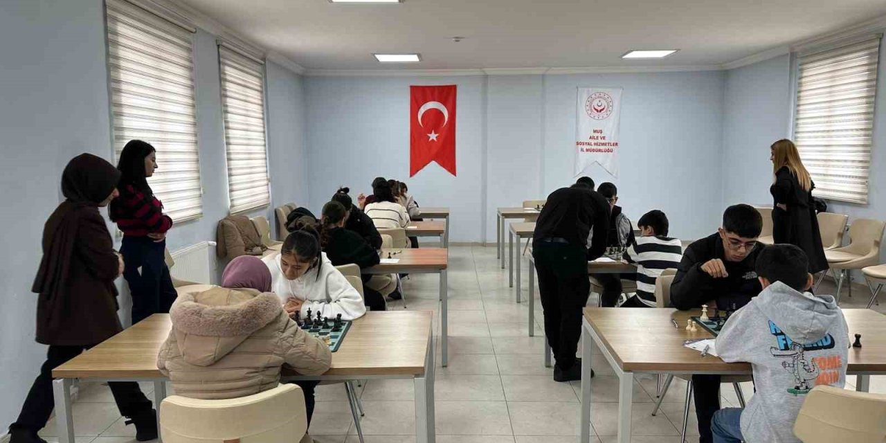 Muş’ta koruma altındaki çocuklar için satranç turnuvası düzenlendi
