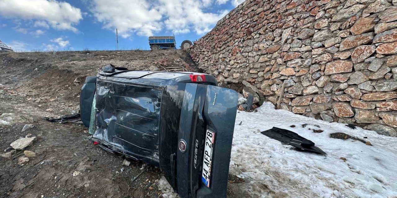Kontrolden çıkan araç menfeze devrildi: 1 yaralı