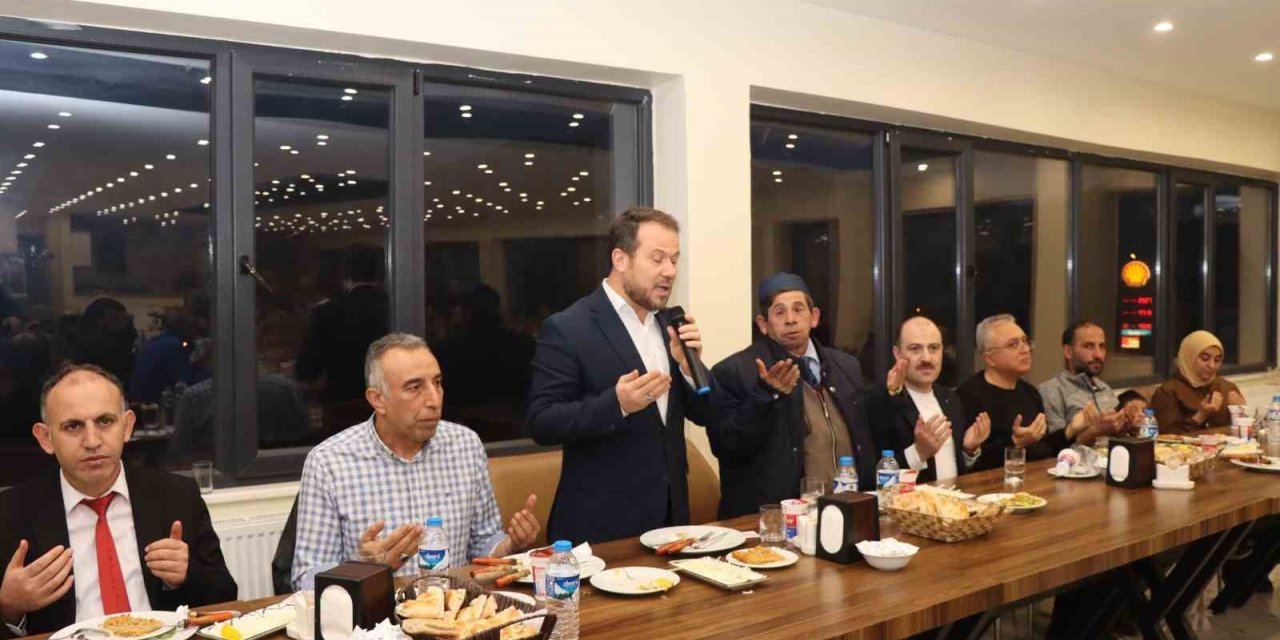 Oltu özel iftar sofrası kuruldu