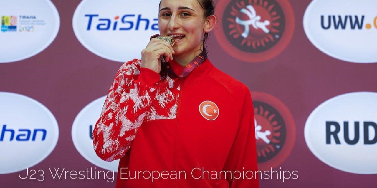 Erzincanlı milli güreşçi Elmira Yasin Avrupa şampiyonu oldu