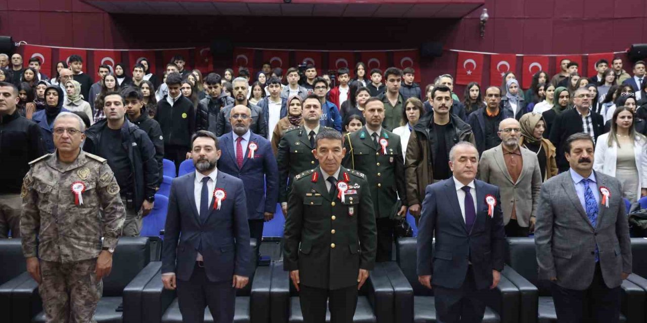 Elazığ’da İstiklal Marşı’nın Kabulü ve Mehmet Akif Ersoy’u anma programı