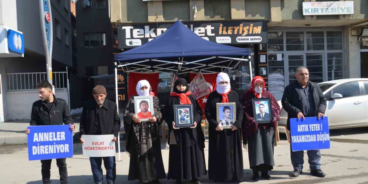 Annelerin evlat hasreti devam ediyor