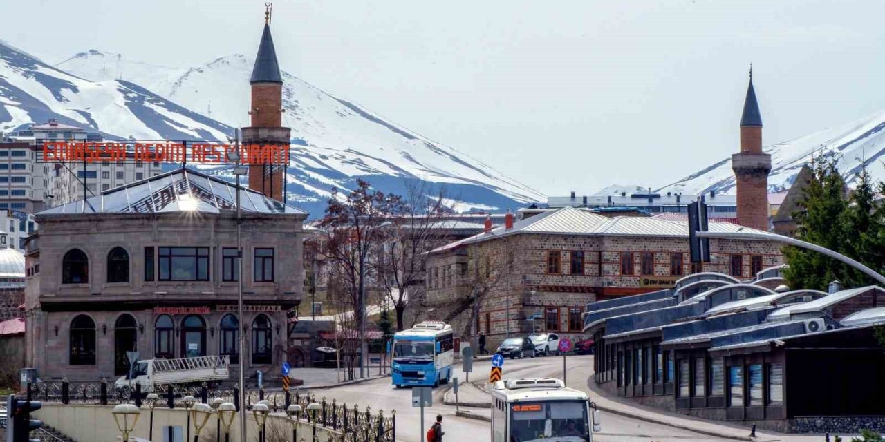 Meteorolojiden yıldırım düşmesi uyarısı