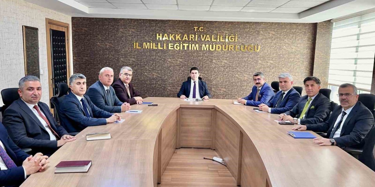 Hakkari’de okulların genel durumu değerlendirildi