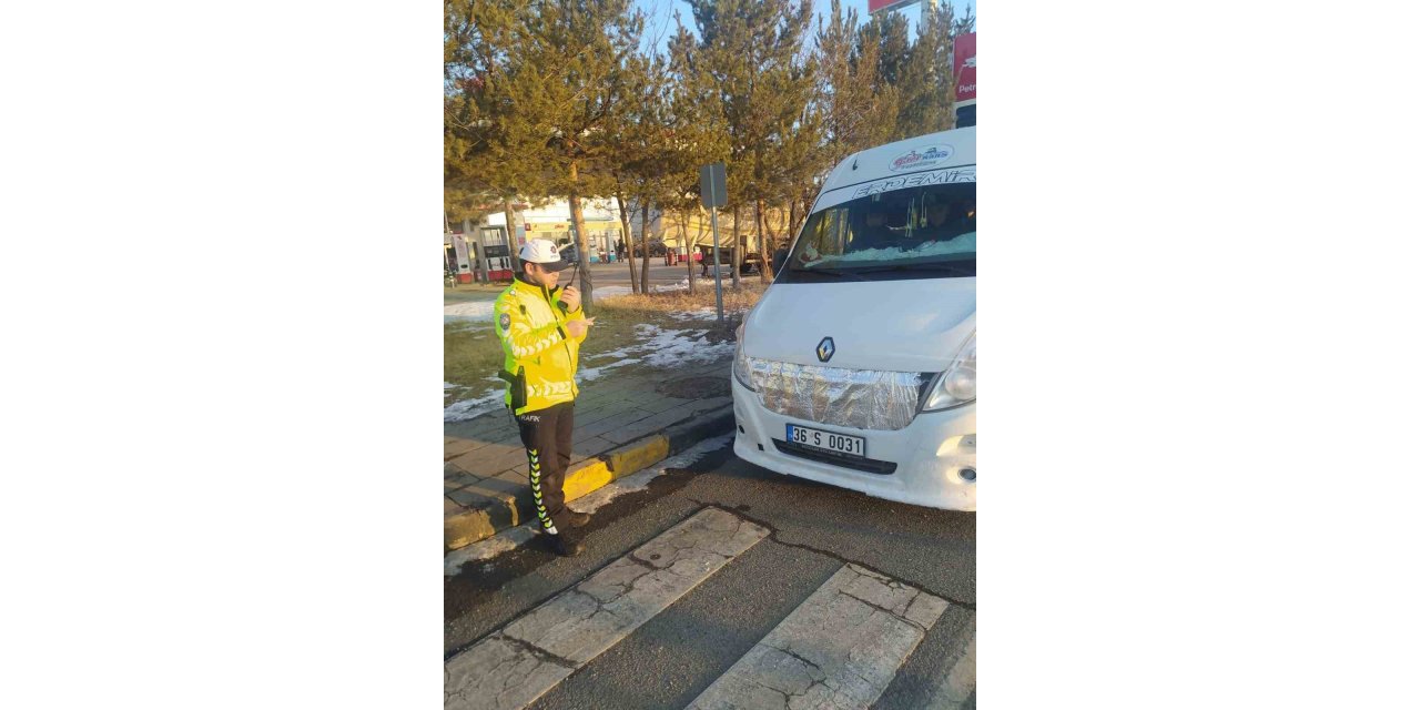 Kars’ta öğrenci servisleri denetlendi