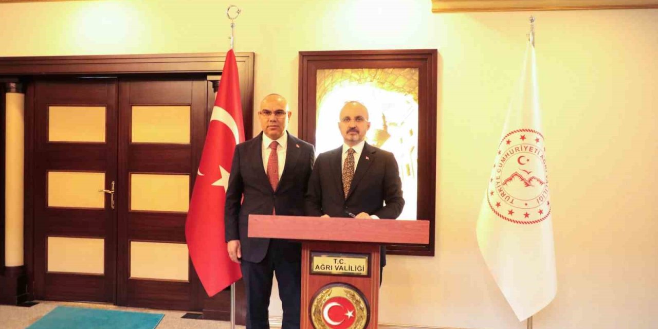 İçişleri Bakan Yardımcısı Turan: "Sahipsiz hayvan sorununu Türkiye’nin gündeminden çıkaracağız"