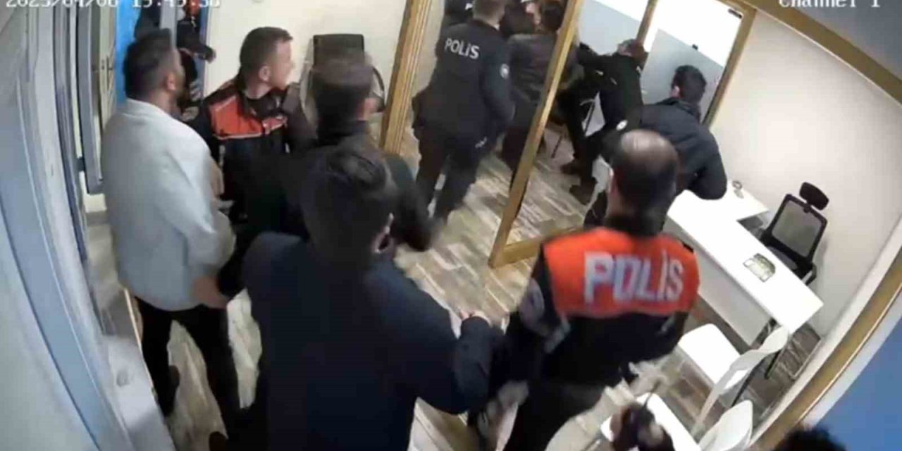 Vanmall AVM yönetiminde kavga