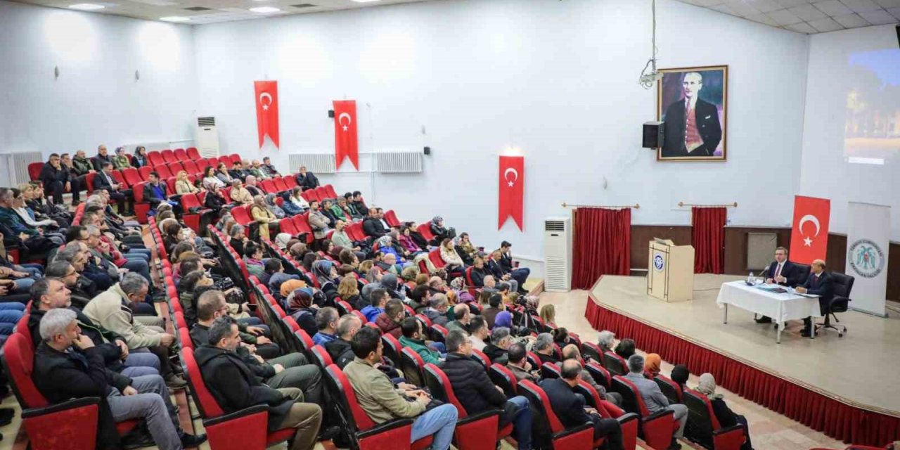 Vali Aydoğdu öğretmenlerle bir araya geldi