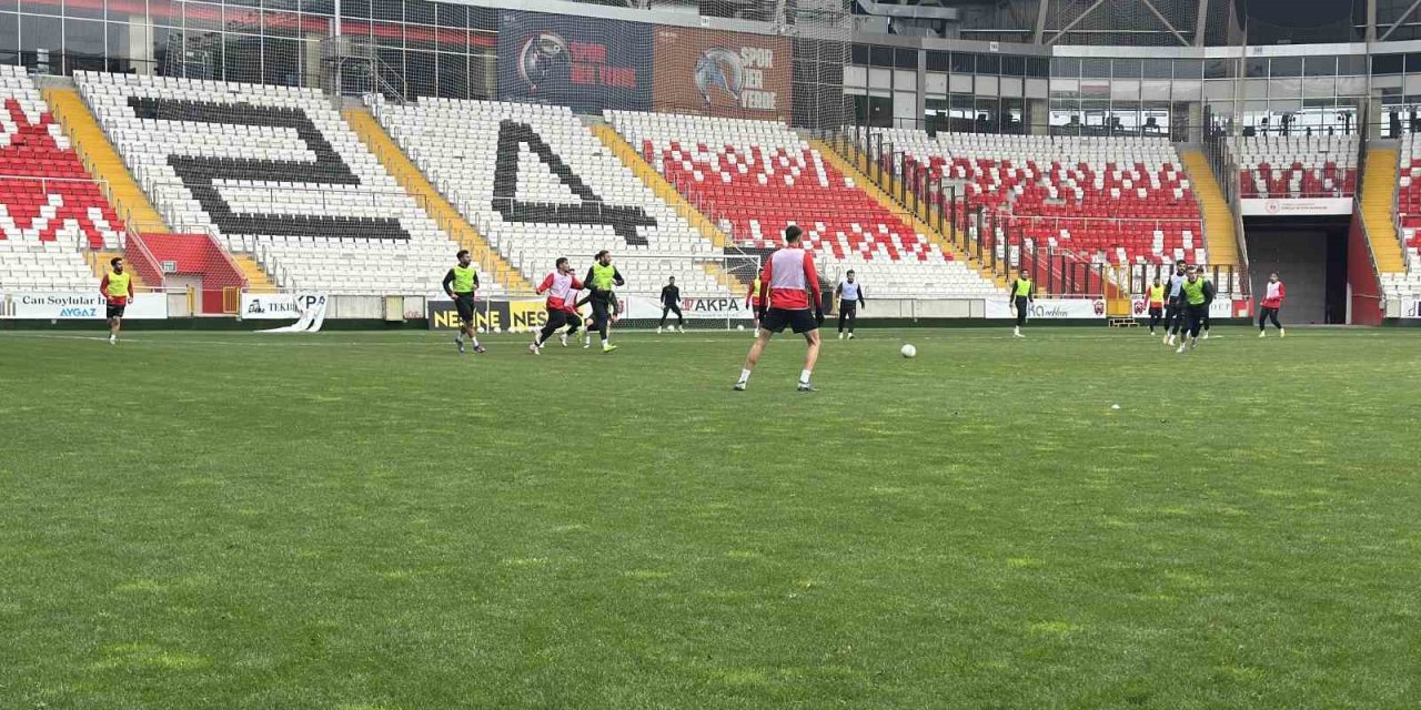 24Erzincanspor’dan taraftara davet; "Kırılan kalpleri futbolla onaracağız"
