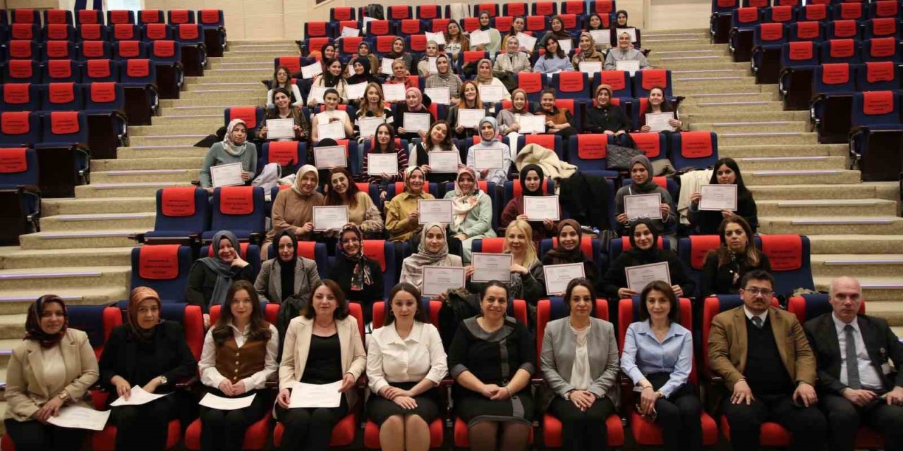 Ebelere "Normal Doğum Eylem Planı" bilgilendirmesi