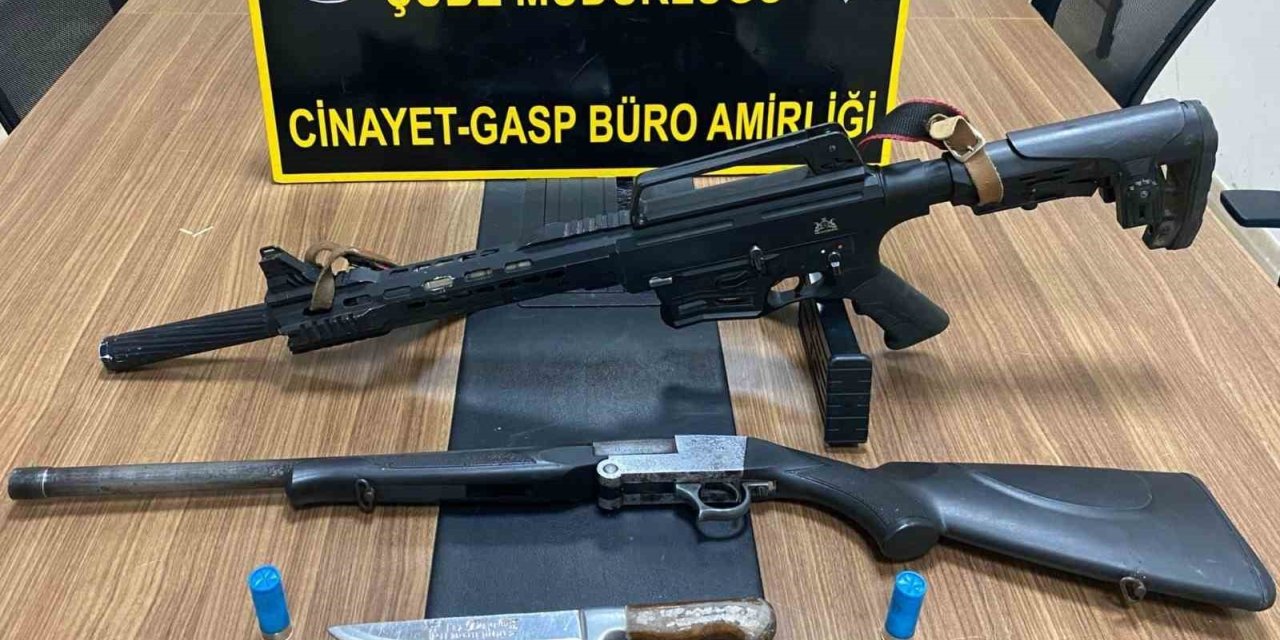 Kars’ta silah ve mühimmat ele geçirildi