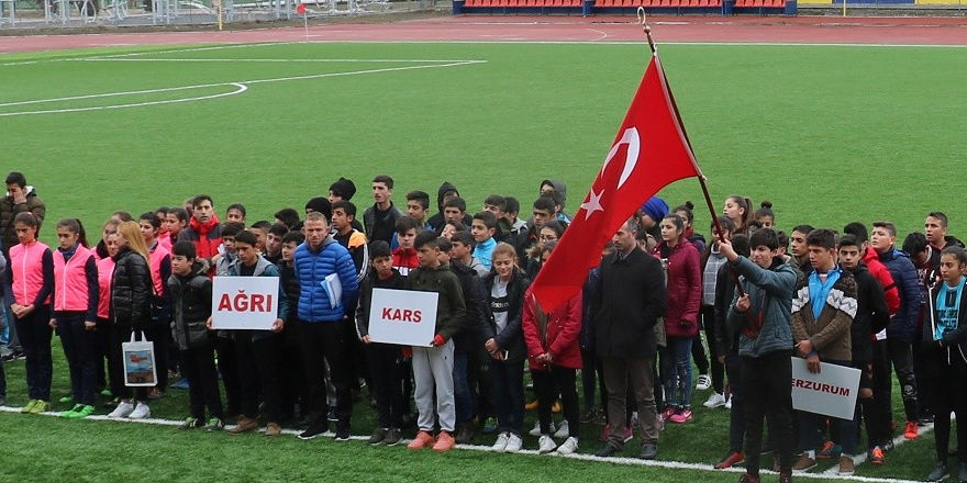 Karslı sporcular Ağrı'da!